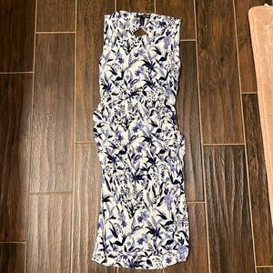Pea in the Pod Floral White and Blue Maternity Dress size small